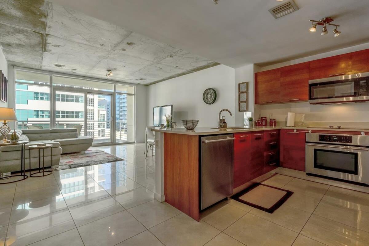 City Condo In Midtown Wynwood With Pool And Parking Miami Exterior photo